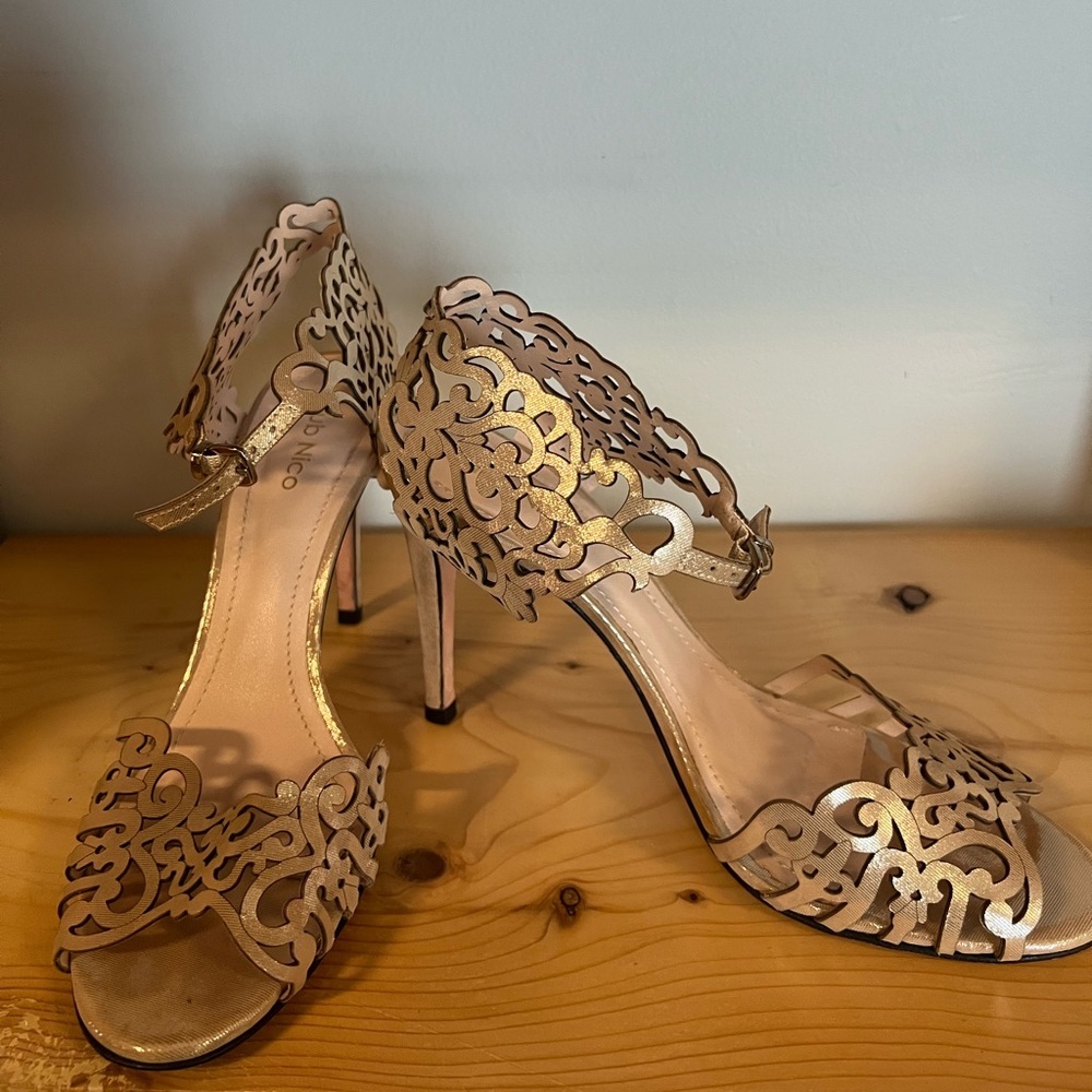Klub Niko Laser Cut Heel - Picture 3 of 8